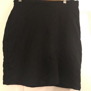 Stretchy black miniskirt